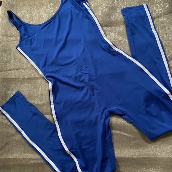 Jumpsuits - Picture 6 of 6